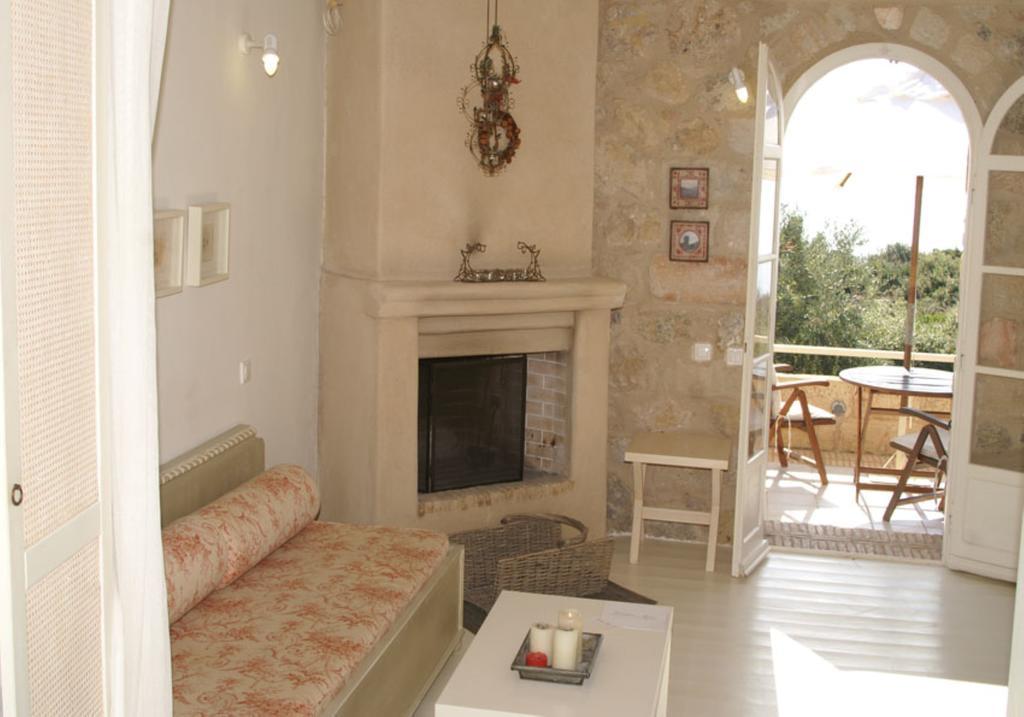 Katikies Manis Apartment Кардамили Екстериор снимка
